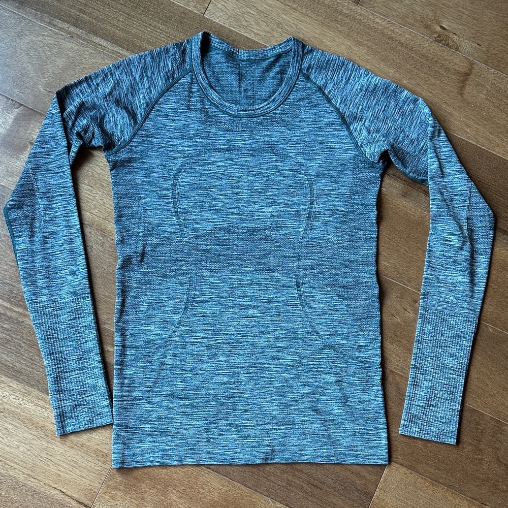 lululemon athletica Heathered Green Long Sleeve Swiftly